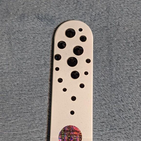 🆕7.5" White Czech Crystal Nail File W/BEAUTIFUL BLACK SWAROVS… - Picture 2 of 6